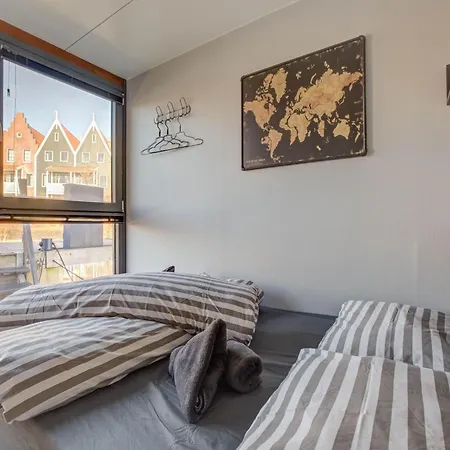 Houseboat In Near Edam, Cleaning Included