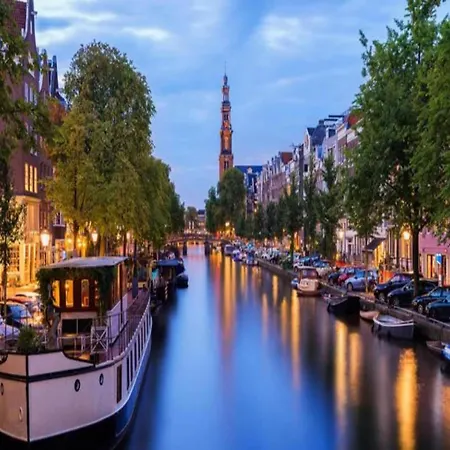بوتيل Houseboat In Near Edam, Cleaning Included