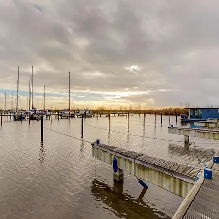 بوتيل Houseboat In Near Edam, Cleaning Included فولُندام